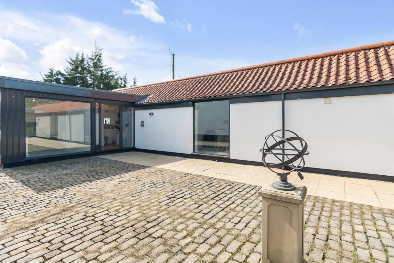 Rural 2-bed Near Snetterton Larling