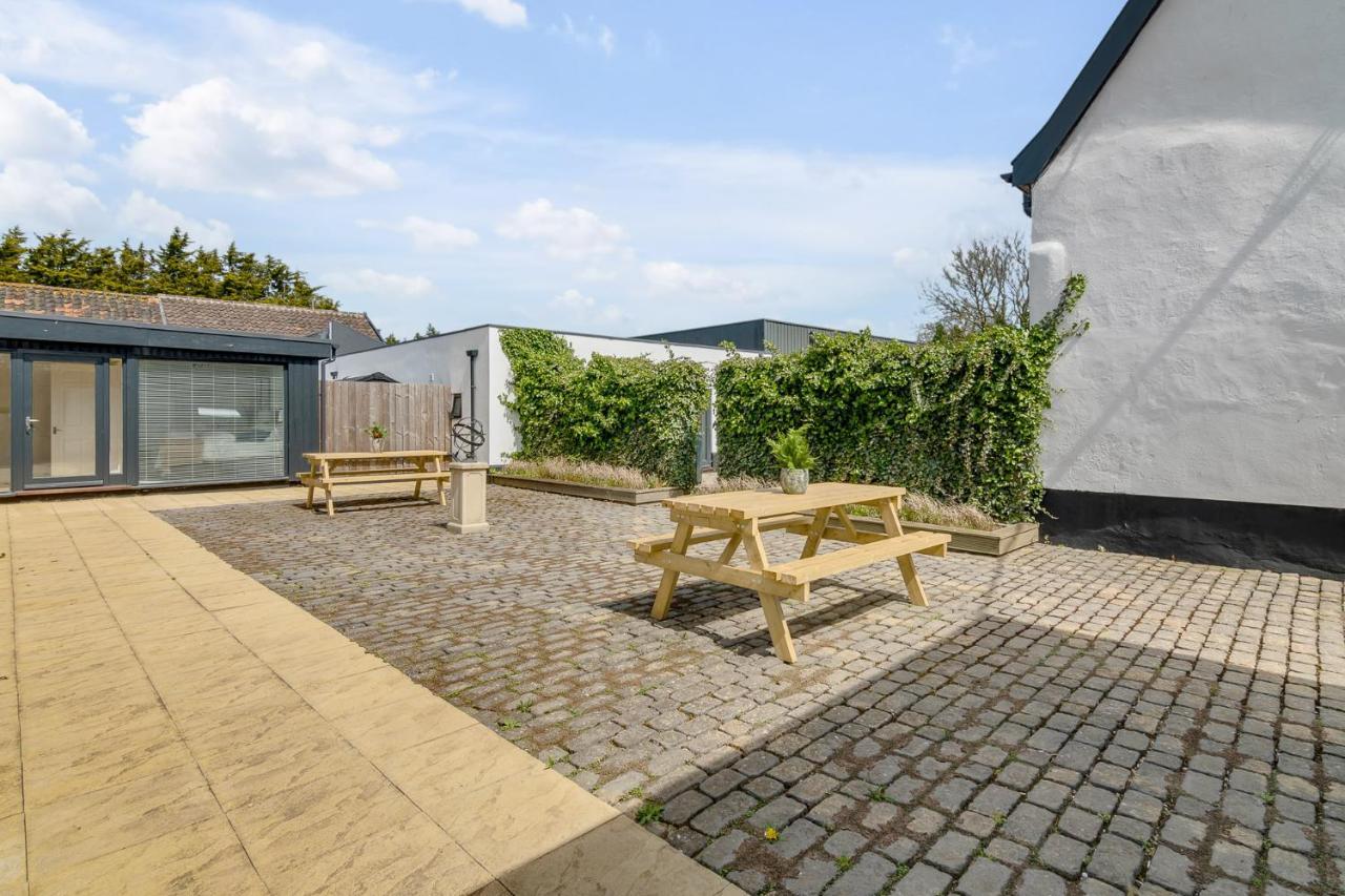 Rural 2-bed Near Snetterton
