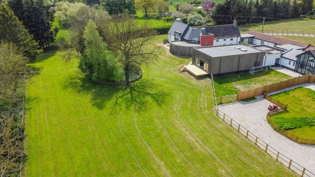 Holiday home Rural 2-bed Near Snetterton